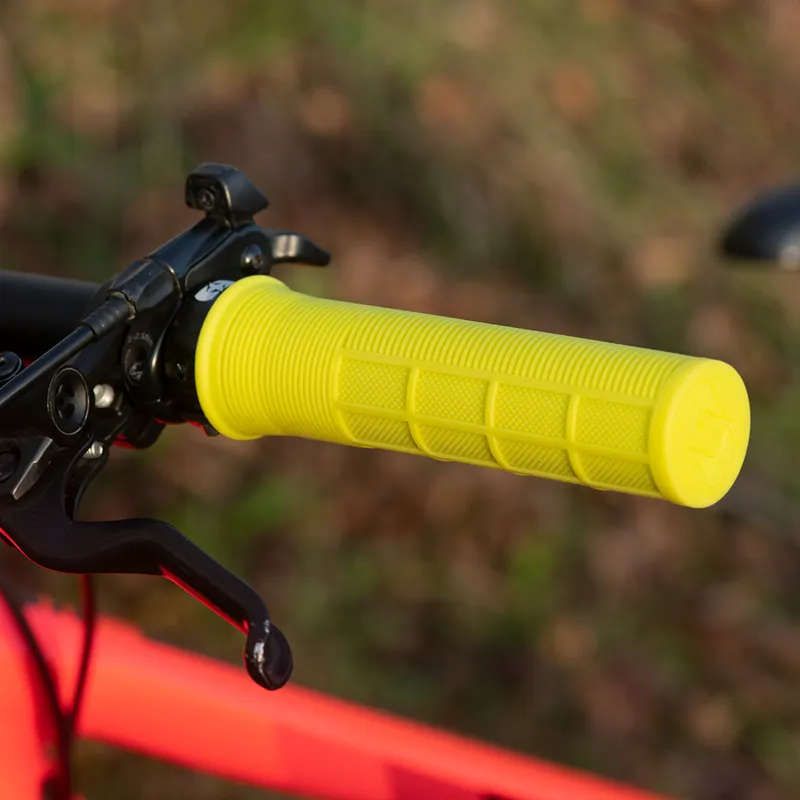 Oxford Driver Lock-on MTB Grips - Fluro Yellow-4