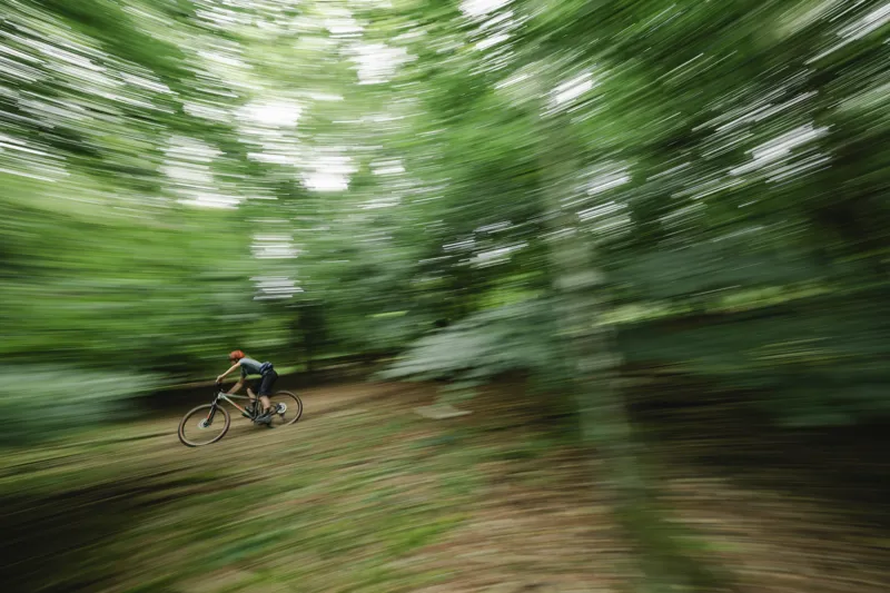 Whyte 529 V6 Hardtail Mountain Bike-9