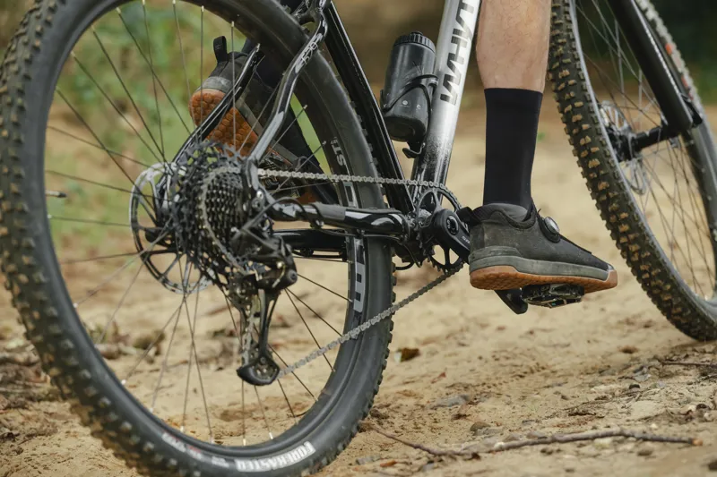 Whyte 629 V6 Hardtail Mountain Bike-9