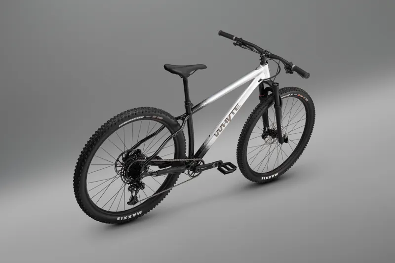 Whyte 629 V6 Hardtail Mountain Bike-4