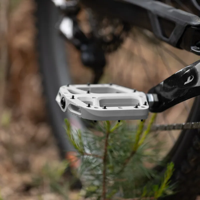 Oxford Loam 20 Nylon Pedals - Grey-1