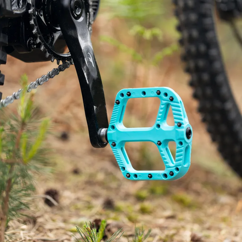 Oxford Loam 20 Nylon Pedals - Turquoise-1