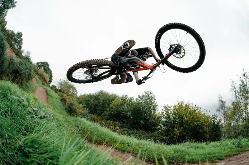 Whyte E-180 RSX V5 Electric Enduro Mountain Bike-4