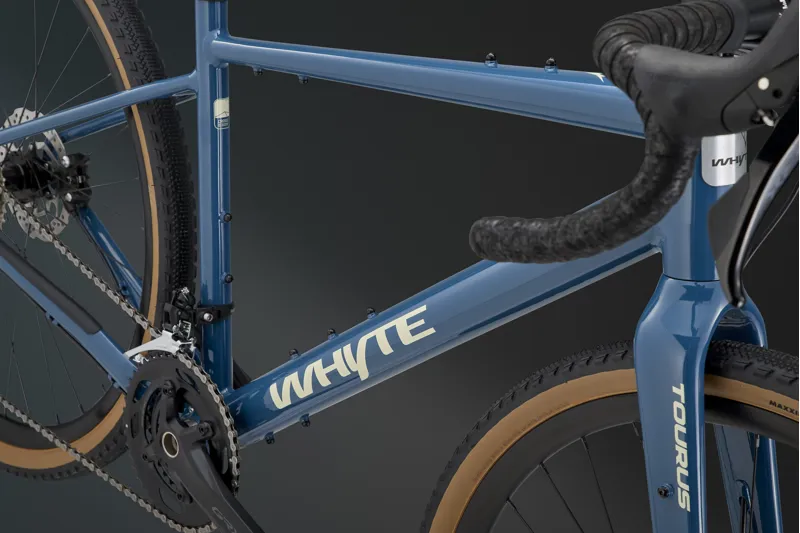 Whyte Tourus Gravel and Utility Bike in Gloss Dark Cobalt Blue-2