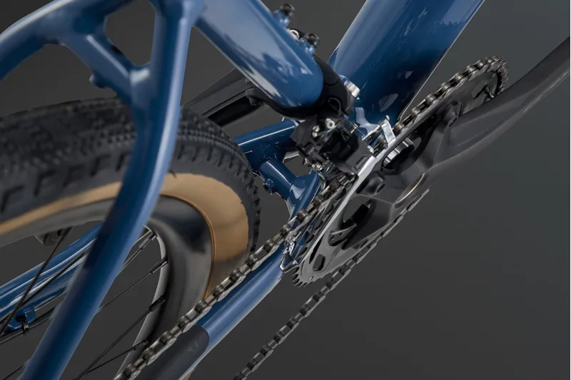 Whyte Tourus Gravel and Utility Bike in Gloss Dark Cobalt Blue-4