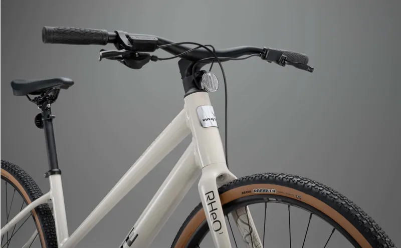 Whyte Rheo 1 ST City and Leisure Hybrid Bike in Gloss Bone-9