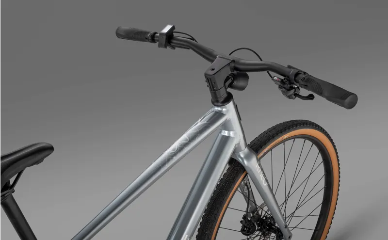 Whyte Rheo 2 Electric Hybrid Bike in Gloss Silver-5