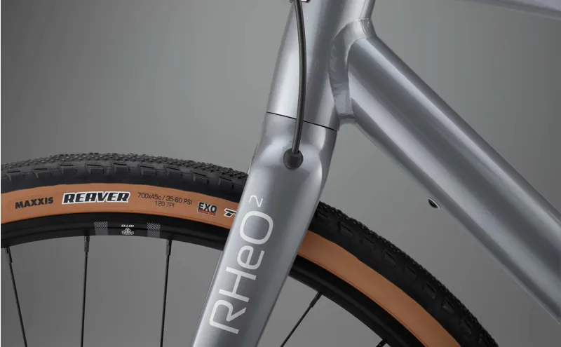 Whyte Rheo 2 Electric Hybrid Bike in Gloss Silver-6