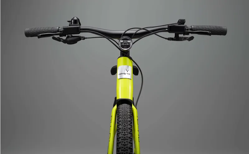 Whyte Rheo 3 Electric Hybrid Bike in Gloss Lime-4