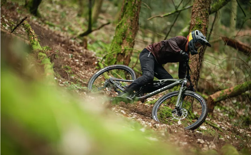 Whyte T-160 RS V3 Full Suspension Enduro Mountain Bike-11