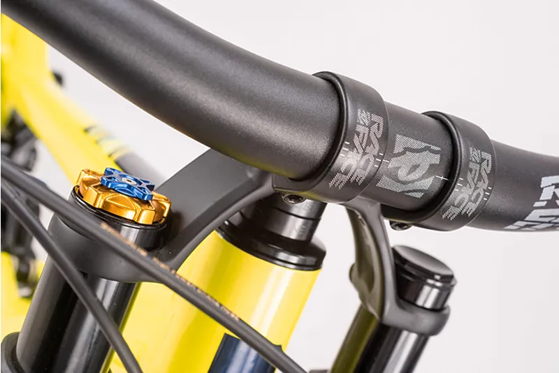 2020 Saracen Myst AL Downhill Mountain Bike-8