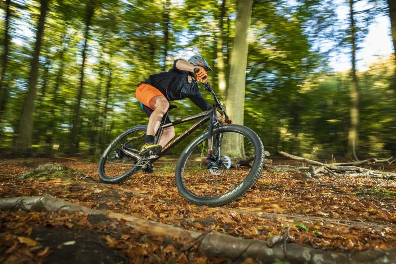 2019 Whyte 629 29er Mountain Bike-5