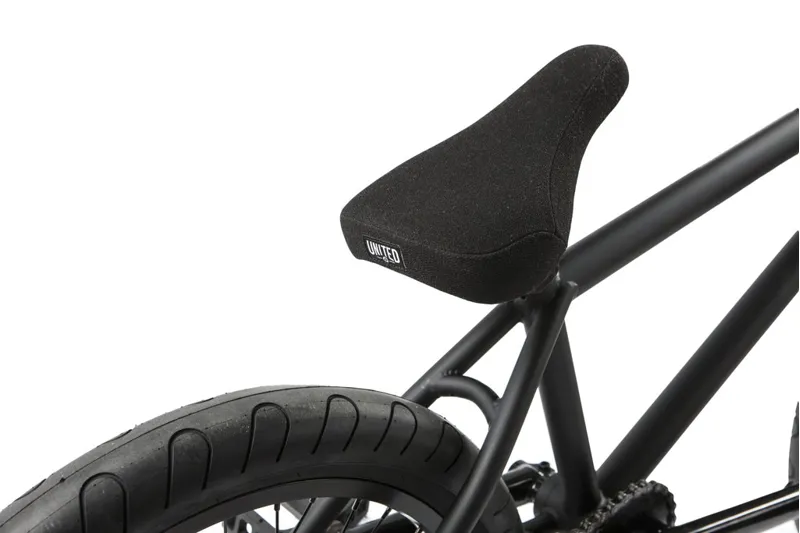 2018 United Martinez FC Matte Black-4