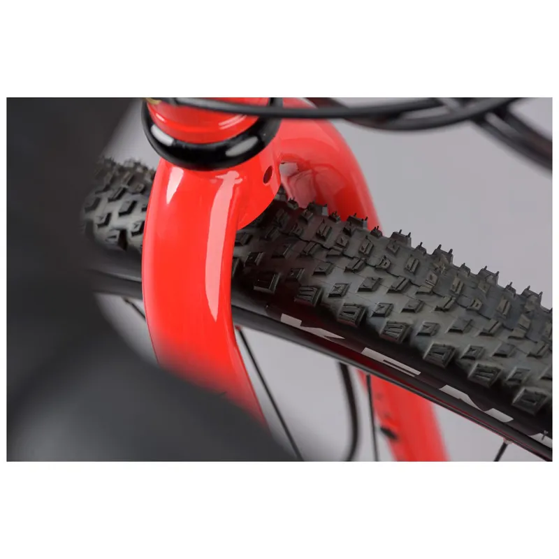 2021 Genesis Croix De Fer 20 Adventure Road Bike in Red