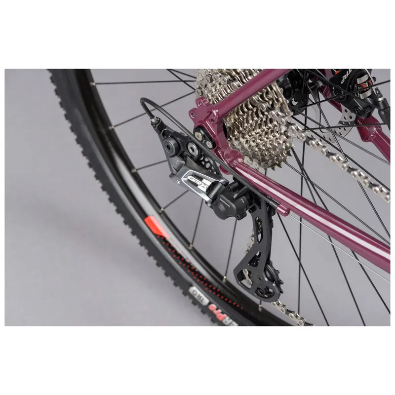 2021 Genesis Croix de Fer 30 Adventure Road Bike-9