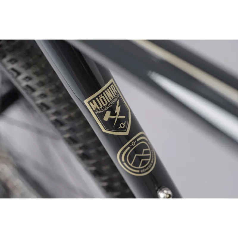 2022 Genesis Croix De Fer 10 Alt Adventure Road Bike in Black-7