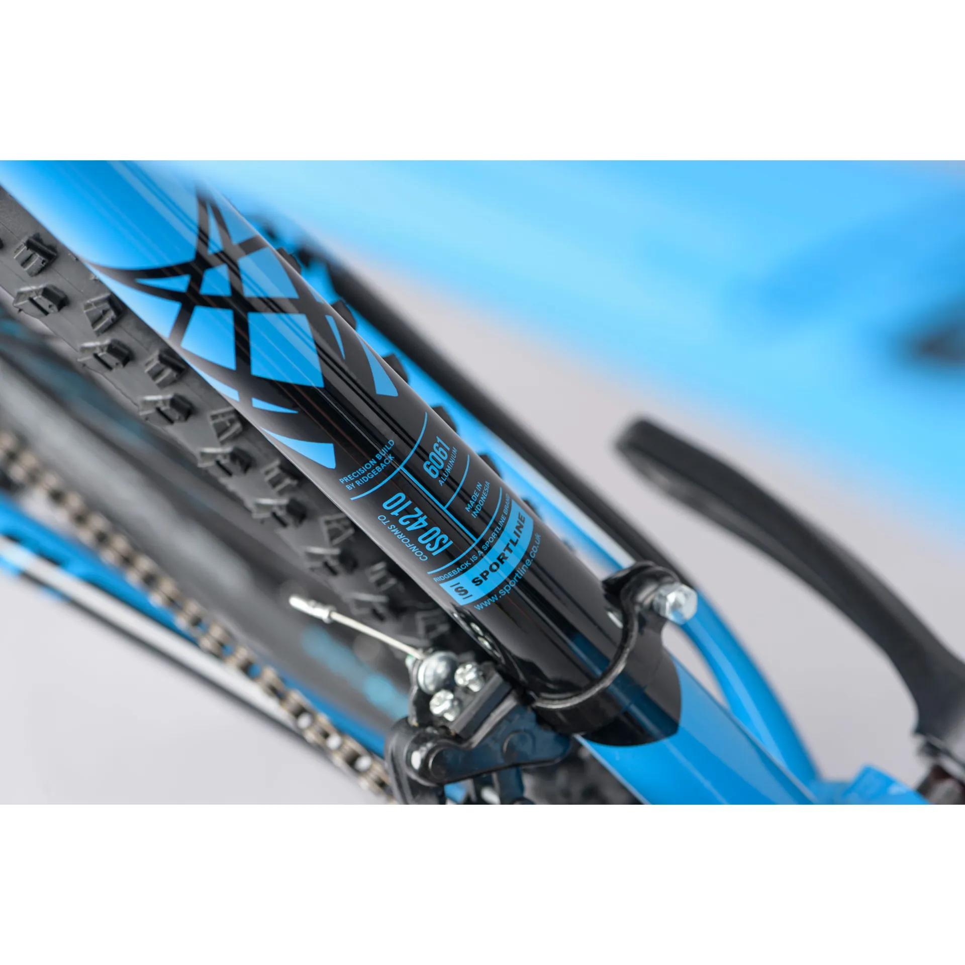 Ridgeback Terrain 2021 Hardtail Mountain Bike