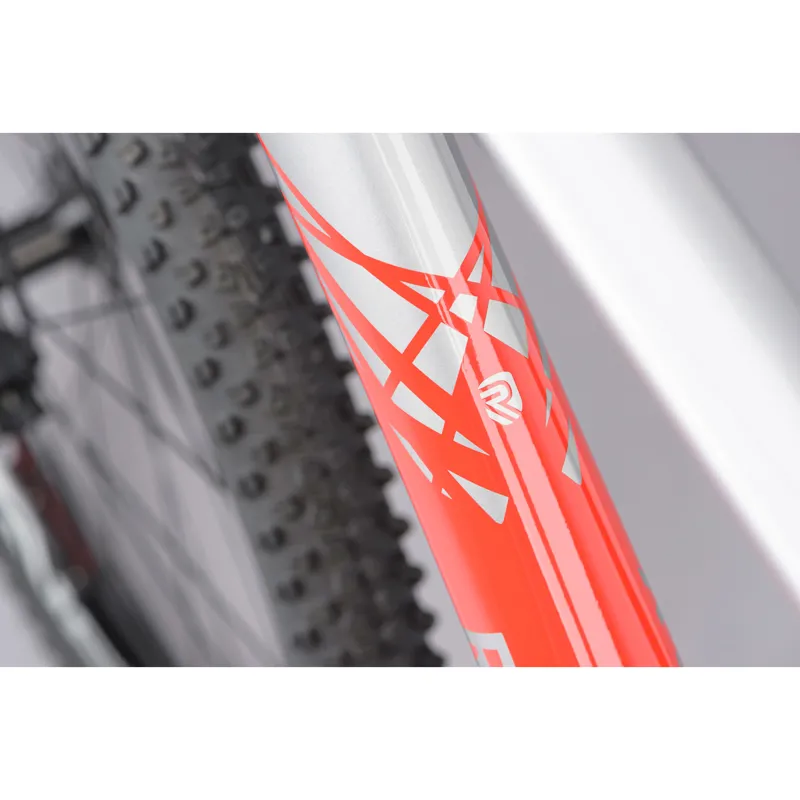 2021 Ridgeback Terrain 4 Mountain Bike-12