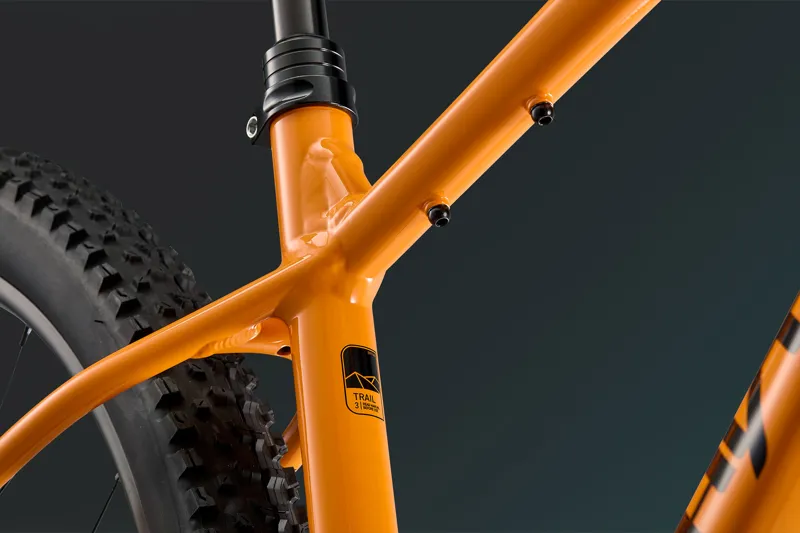 Whyte Secta S Hardtail Mountain Bike in Gloss Coral Orange-4
