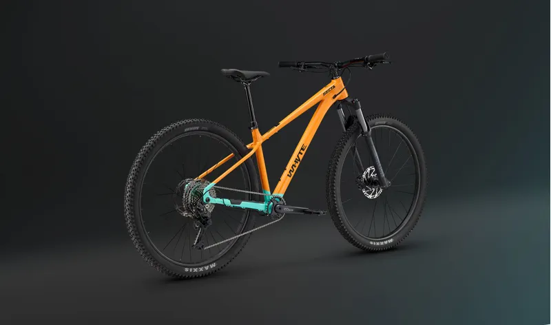 Whyte Secta S Hardtail Mountain Bike in Gloss Coral Orange-8